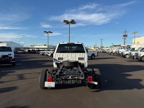 New 2025 Ford F550 4x4 Crew Cab Super Duty image 3