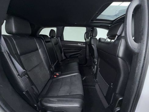 Used 2022 Jeep Grand Cherokee Laredo X AWD/4WD image 6