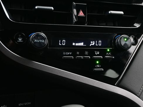 Used 2024 Toyota Camry LE FWD image 19
