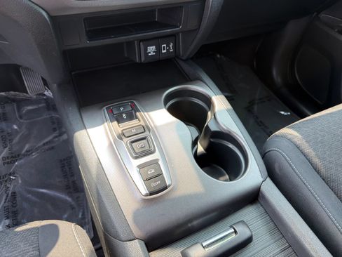 Used 2023 Honda Ridgeline Sport image 23