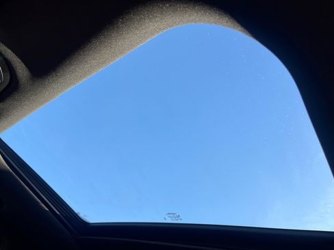 Used 2025 Jeep Grand Cherokee Altitude image 33