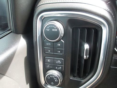 Used 2020 Chevrolet Silverado 1500 RST w/ Texas Edition image 30