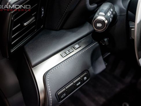 Used 2018 Lexus LC 500 Coupe w/ Sport Package RWD image 79