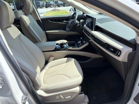 Used 2023 Lincoln Nautilus Reserve AWD/4WD image 25