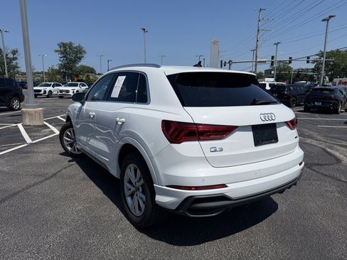 Used 2023 Audi Q3 2.0T Premium Plus w/ Premium Plus Package AWD/4WD image 3
