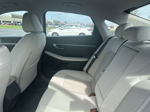 Used 2023 Hyundai Sonata SEL FWD image 14