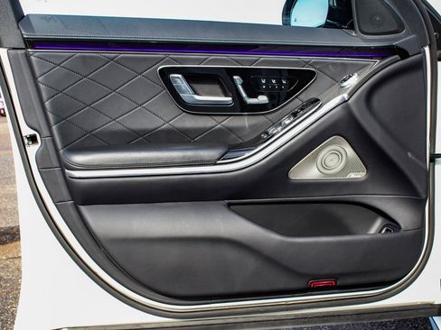 Used 2022 Mercedes-Benz S 500 S 500 image 8