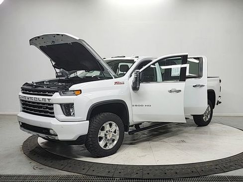 Used 2023 Chevrolet Silverado 3500 LTZ w/ Z71 Chrome Sport Edition image 11