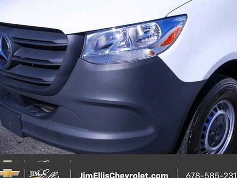 Used 2025 Mercedes-Benz Sprinter 2500 image 20