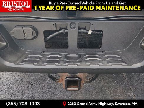 Used 2017 Toyota Tacoma TRD Sport w/ Tow Package (A/T) AWD/4WD image 33