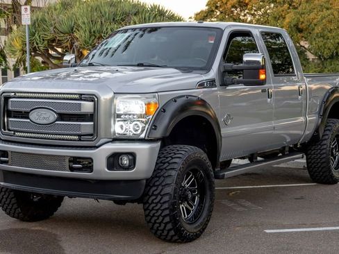 Used 2015 Ford F250 Platinum w/ FX4 Off-Road Package image 6