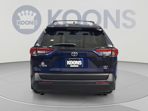 Used 2025 Toyota RAV4 XLE w/ Convenience Package AWD/4WD image 5