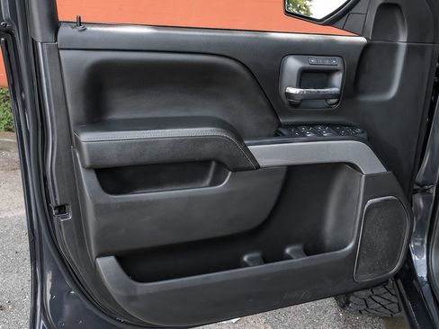 Used 2018 Chevrolet Silverado 1500 LTZ Z71 w/ Centennial Edition image 33