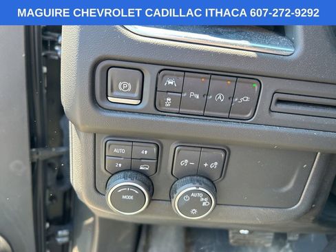 Used 2021 Chevrolet Tahoe RST w/ Luxury Package AWD/4WD image 15