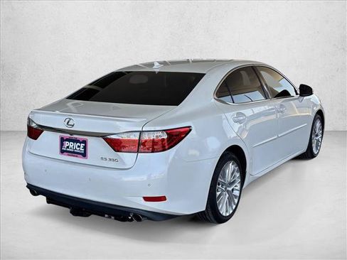 Used 2014 Lexus ES 350 w/ Luxury Package FWD image 6