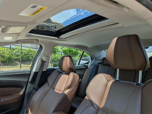 Used 2018 Acura TLX V6 w/ Technology Package image 17