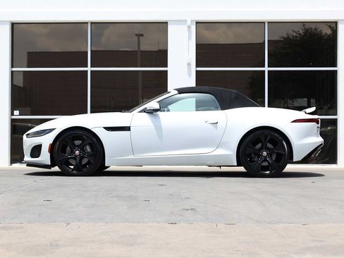 Used 2021 Jaguar F-TYPE Convertible RWD image 12