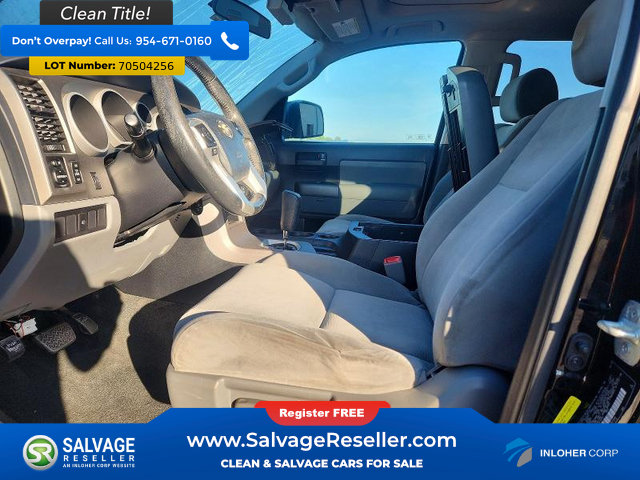 Used 2014 Toyota Sequoia SR5 RWD image 9