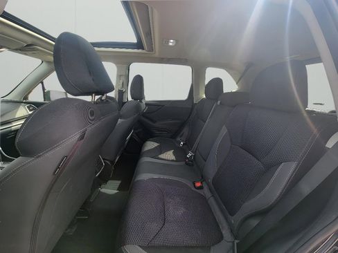 Used 2022 Subaru Forester Premium image 26