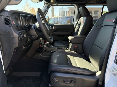 New 2026 Jeep Wrangler Unlimited Rubicon w/ Safety Group image 9