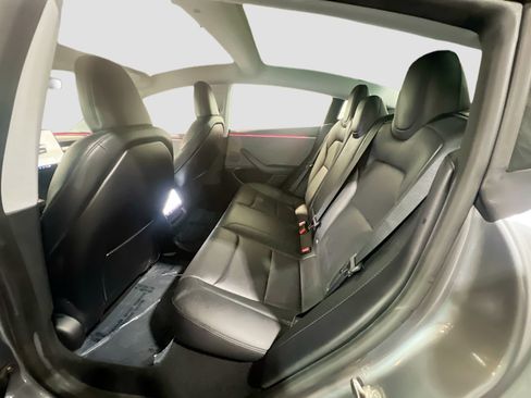 Used 2024 Tesla Model 3 Standard Range RWD image 17