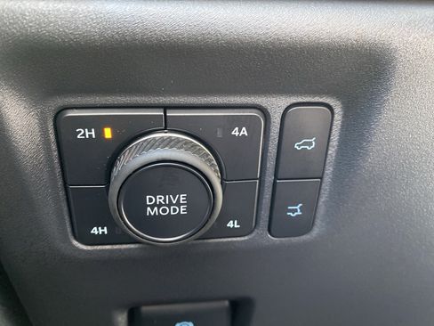 New 2025 Ford Expedition Max Active AWD/4WD image 28