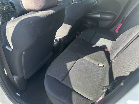 Used 2013 Nissan Juke S image 18