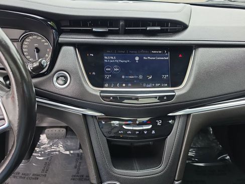 Used 2022 Cadillac XT5 Premium Luxury AWD/4WD image 14