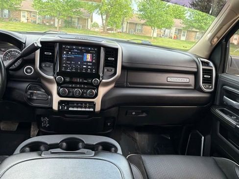 Used 2022 RAM 3500 Laramie w/ Chrome Appearance Group AWD/4WD image 26