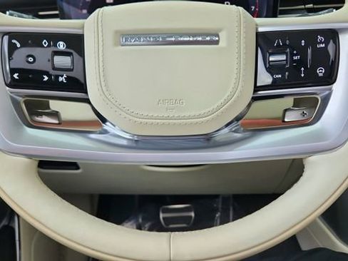 Used 2024 Land Rover Range Rover SE AWD/4WD image 38