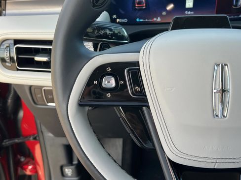 New 2026 Lincoln Aviator 2WD image 11