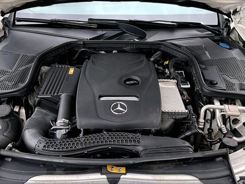 Used 2018 Mercedes-Benz C 300 4MATIC Sedan image 29