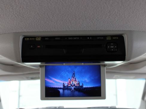 Used 2012 Toyota Sequoia Platinum AWD/4WD image 45