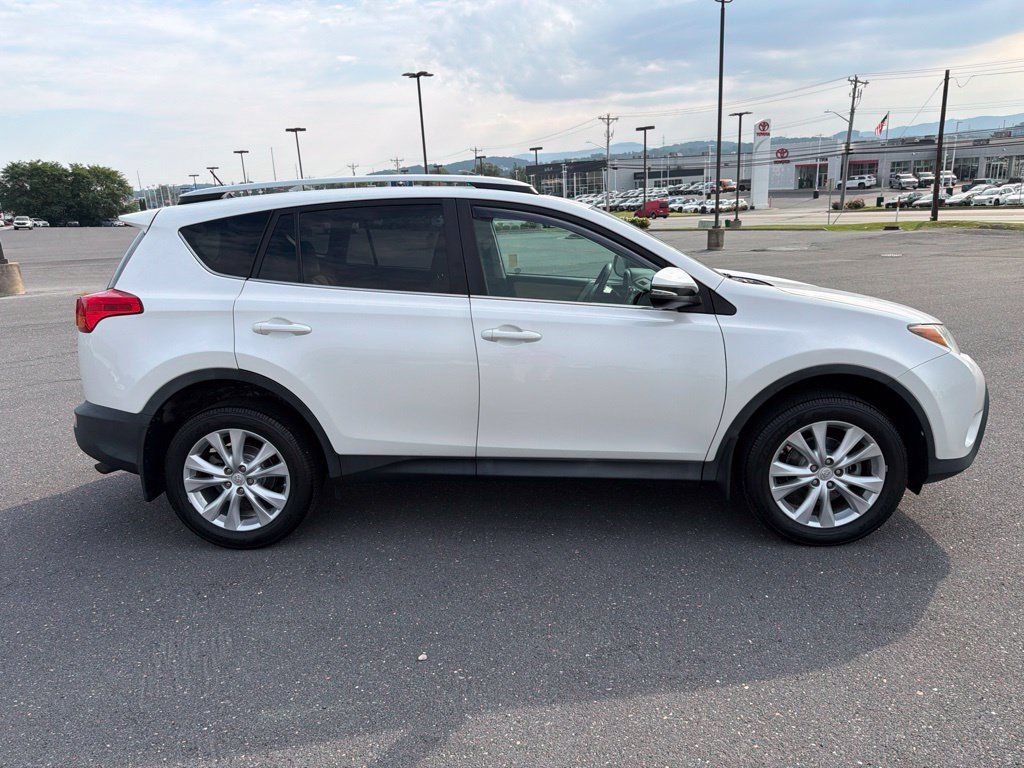 Used 2014 Toyota RAV4 Limited w/ Technology Package AWD/4WD image 6