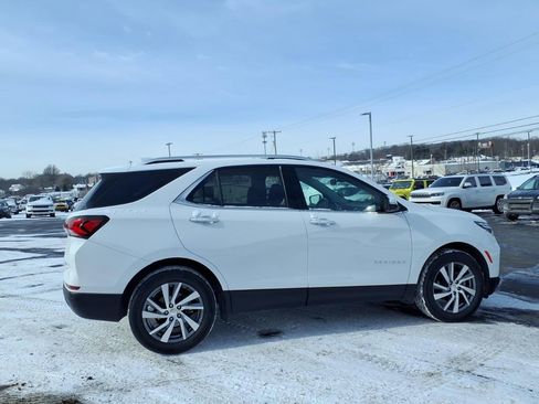 Used 2022 Chevrolet Equinox Premier AWD/4WD image 6