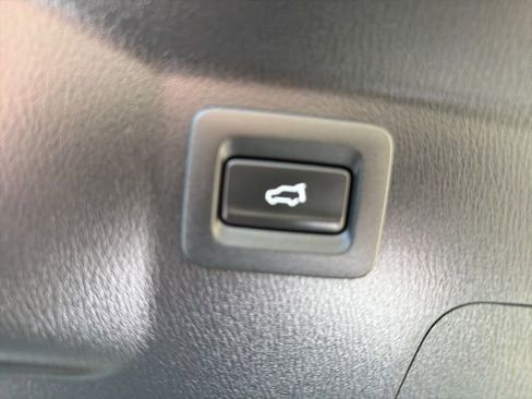 Used 2022 MAZDA CX-9 Carbon Edition image 19