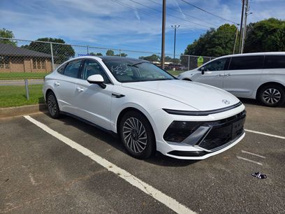 Used 2024 Hyundai Sonata Limited