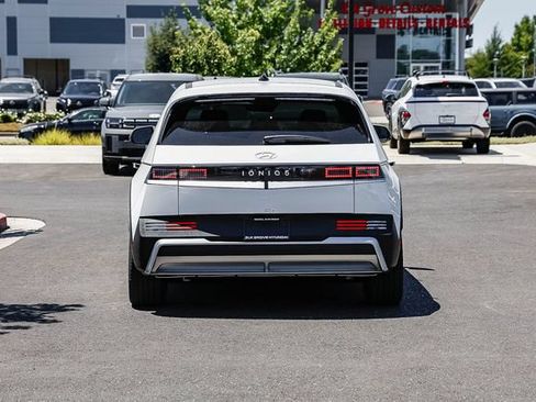 New 2026 Hyundai Ioniq 5 SEL RWD image 4