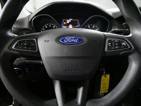 Used 2015 Ford Focus S FWD image 25