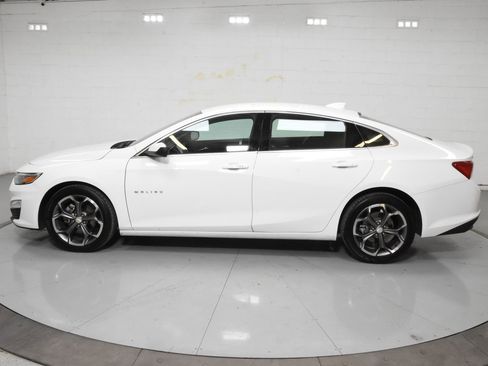 Used 2024 Chevrolet Malibu LT FWD image 11