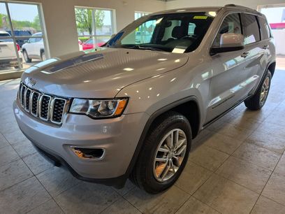 Used 2018 Jeep Grand Cherokee Laredo