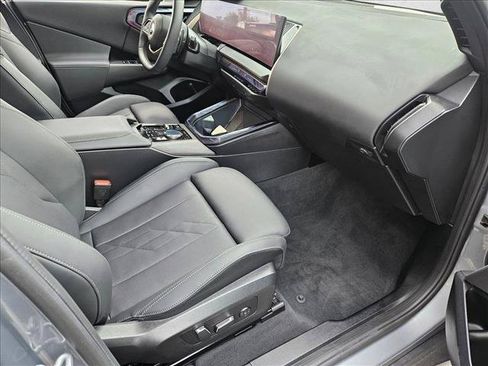Used 2025 BMW X3 xDrive30i w/ Premium Package AWD/4WD image 18