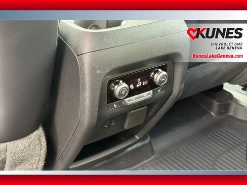 New 2026 GMC Acadia AT4 w/ Luxury Package AWD/4WD image 28