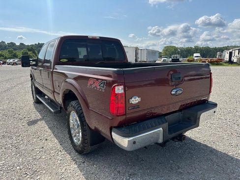 Used 2015 Ford F250 King Ranch w/ FX4 Off-Road Package AWD/4WD image 3