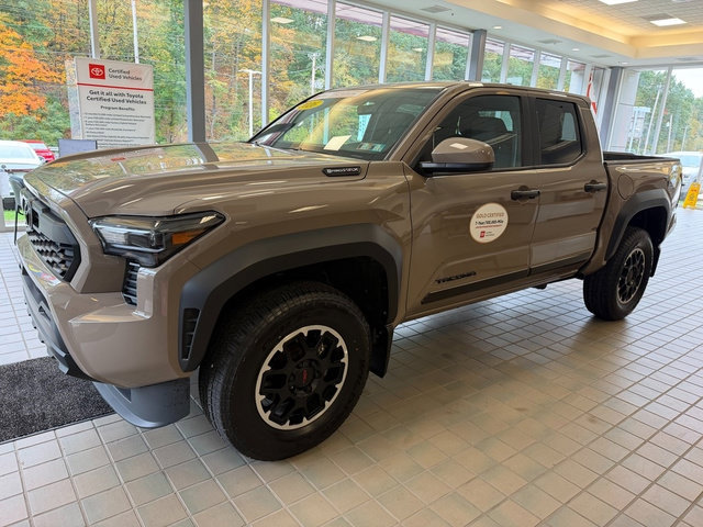 Certified 2026 Toyota Tacoma TRD Off-Road AWD/4WD image 10