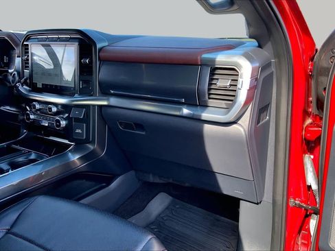 Used 2022 Ford F150 Lariat AWD/4WD image 17