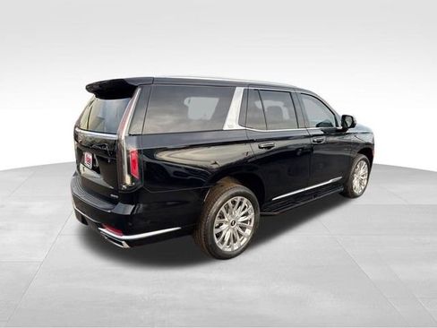 Certified 2024 Cadillac Escalade Premium Luxury image 4