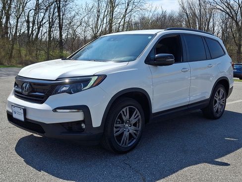 Used 2022 Honda Pilot Sport image 3