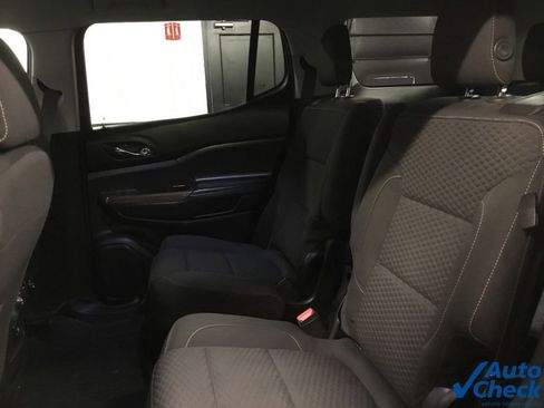 Used 2018 GMC Acadia SLE w/ LPO, Floor Liner Package image 28