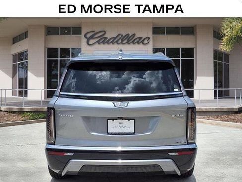 New 2026 Cadillac Vistiq Luxury image 4